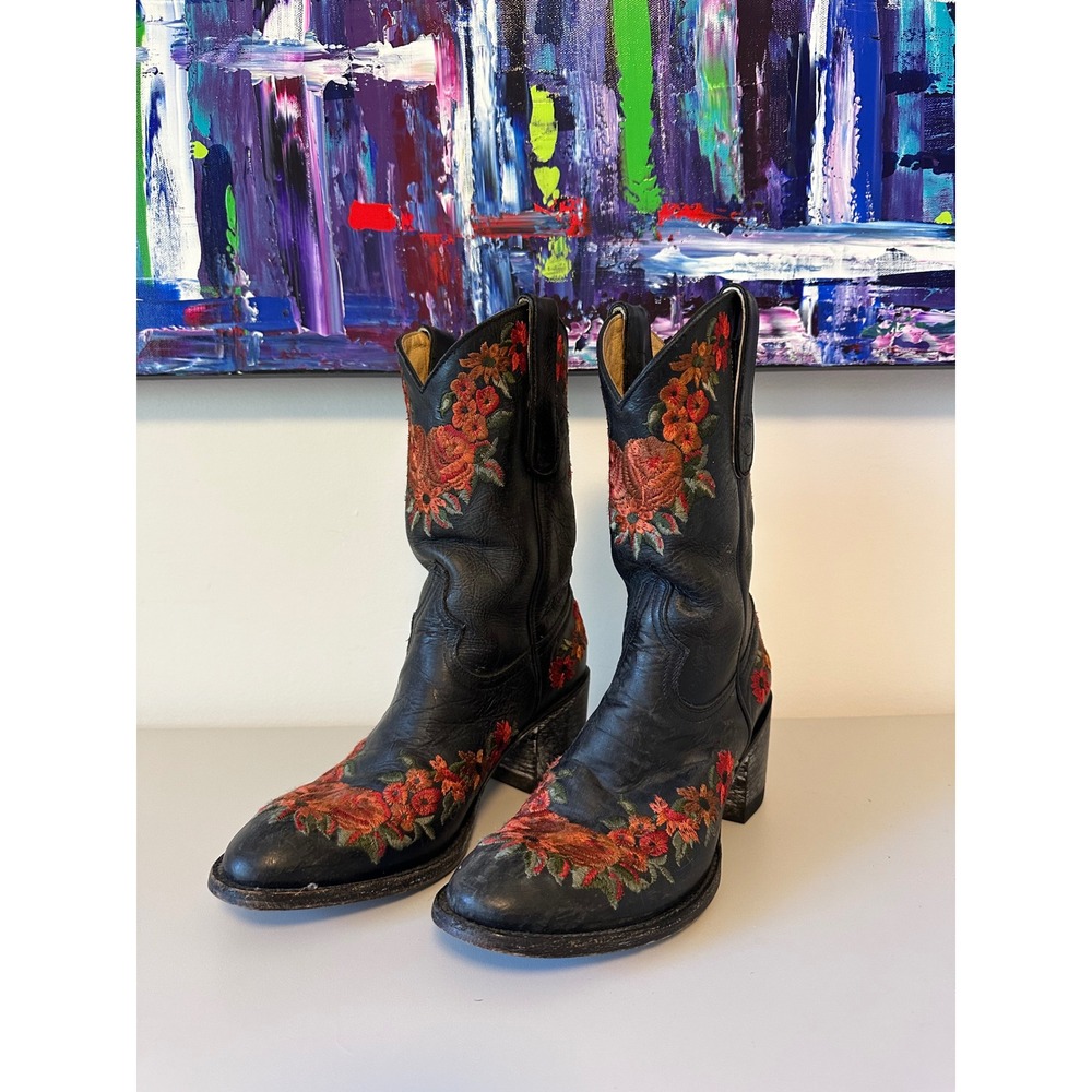 Old Gringo Yippee Ki Yay Black Leather Floral Embroidered Cowboy Boots | Size 6